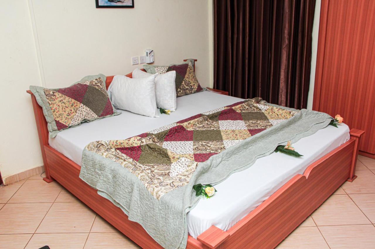 Nbangba Hotel Techiman Luaran gambar