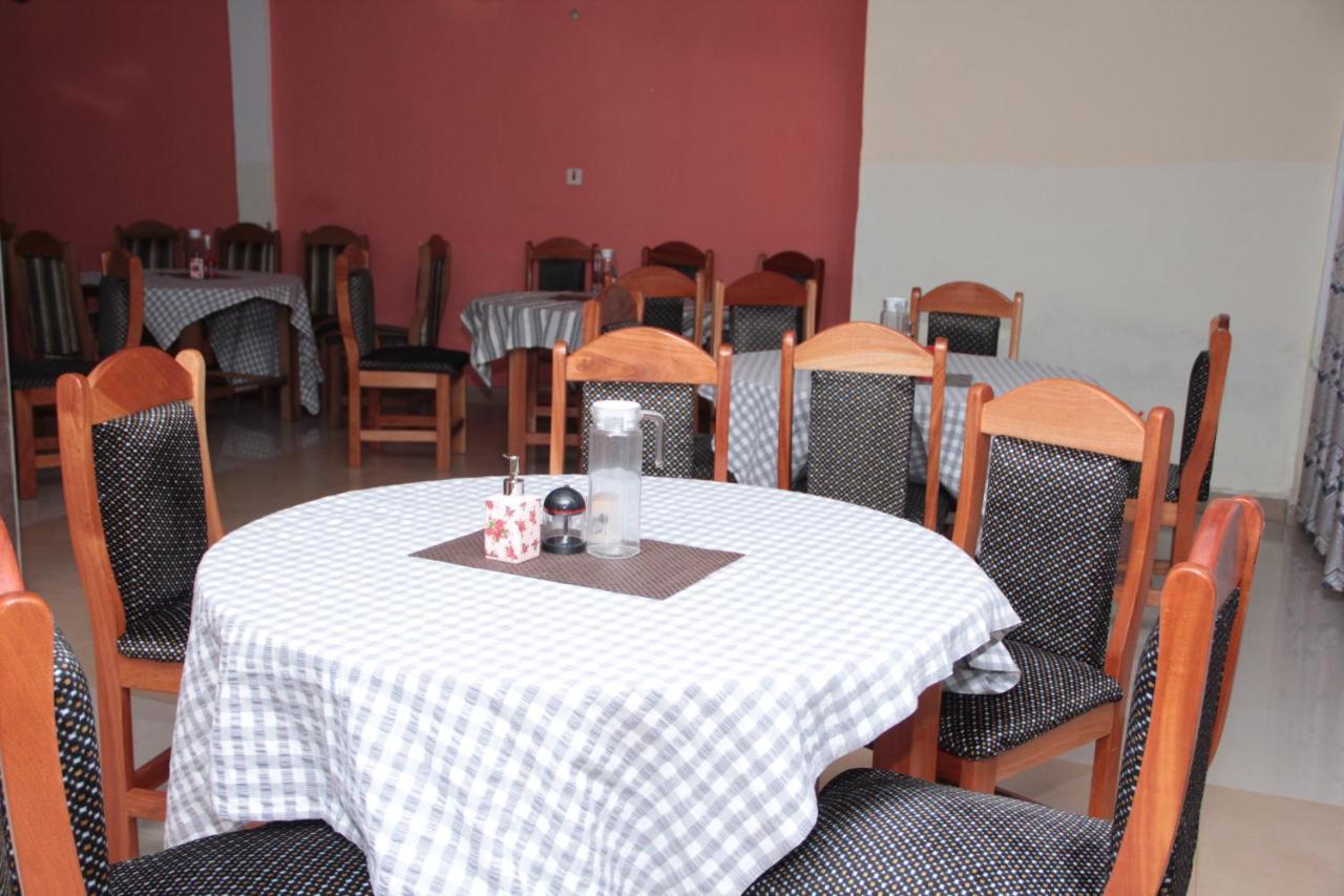 Nbangba Hotel Techiman Luaran gambar
